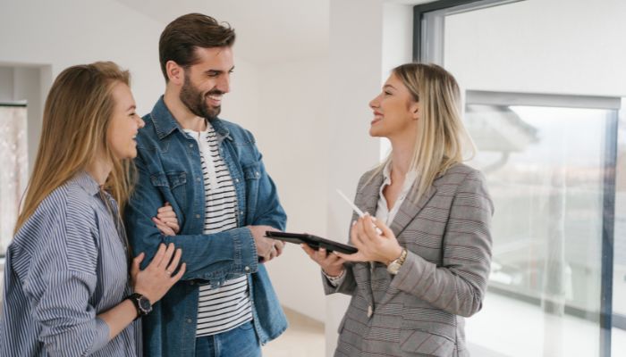 Work With A Knowledgeable Real Estate Agent
