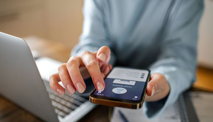 Checking Dubai visa status