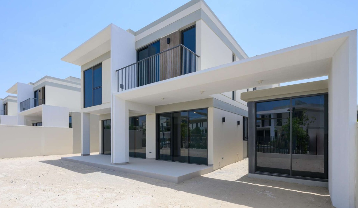 2 Bedroom Villa For Sale in Dubai_